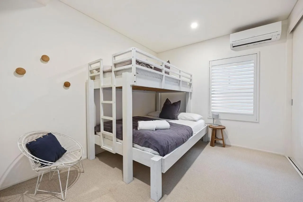 1 215 Gympie Terrace Noosaville