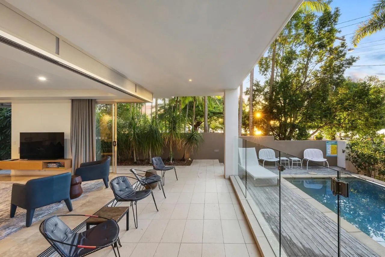 1 215 Gympie Terrace Noosaville Australia