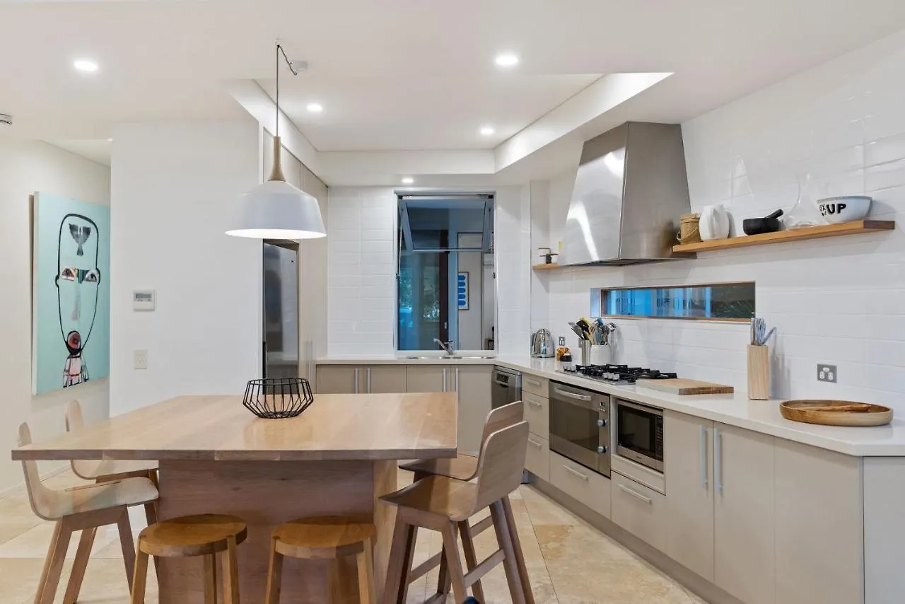 1 215 Gympie Terrace Noosaville Apartment